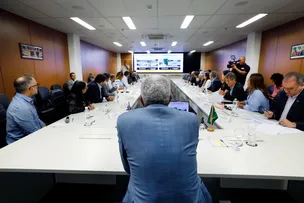 GOVERNADOR SE REÚNE COM PREFEITO DE QUIJINGUE E REFORÇA PARCERIA COM ENTREGAS E NOVOS INVESTIMENTOS