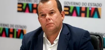 GERALDO JÚNIOR DIZ QUE ENVIO DE MENSAGEM COM CRÍTICAS A RUI COSTA EM GRUPO FOI ACIDENTAL
