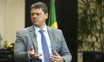 TARCÍSIO DIZ QUE “NÃO ESCOLHE ADVERSÁRIO” AO COMENTAR POSSÍVEL DISPUTA CONTRA HADDAD EM SP