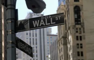 WALL STREET CAI 1% COM TURBULÊNCIA NO ORIENTE MÉDIO E RELATÓRIO DE EMPREGO FRACO