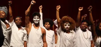 SALVADOR RECONHECE BANDO DE TEATRO OLODUM COMO PATRIMÔNIO CULTURAL IMATERIAL