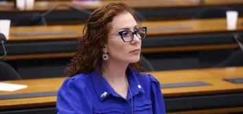 JULGAMENTO DE RECURSO SOBRE EXTRADIÇÃO DE CARLA ZAMBELLI É MARCADO PARA MAIO NA ITÁLIA