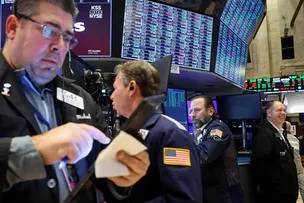 FUTUROS DE NY E BOLSAS SOBEM COM OTIMISMO APÓS TRUMP SINALIZAR FIM IMINENTE DA GUERRA
