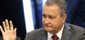 RUI COSTA AFIRMA QUE BAHIA VIVE MAIOR CICLO DE INVESTIMENTOS EM EDUCAÇÃO DA HISTÓRIA