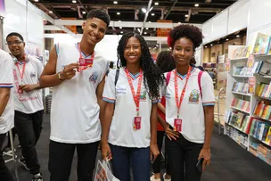 BIENAL DO LIVRO BAHIA 2026 RECEBE ESTUDANTES E AMPLIA INCENTIVO À LEITURA COM VALES-LIVROS