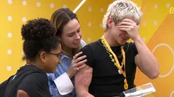 JULIANO SE ANIMA AO VER FOTO COM MARINA SENA