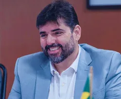 SECRETÁRIO RESPONDE CRITICA DE ACM NETO E DEFENDE GESTÃO DO PT