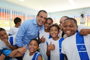COM INVESTIMENTO DE R$20,7 MILHÕES, PREFEITURA DE SALVADOR ENTREGA ESCOLA TOTALMENTE RECONSTRUÍDA EM PARIPE