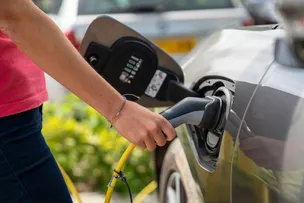 FROTA DE CARROS ELÉTRICOS CRESCE 212% NA BAHIA EM DOIS ANOS