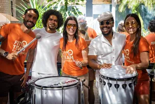 AGÊNCIA CELEBRA 7 ANOS COM BUSINESS MEETING QUE UNE NETWORKING E BEM-ESTAR