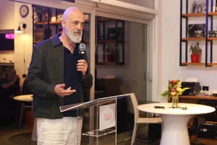 DIRETORIA NACIONAL DA ABRACOM É REELEITA PARA O BIÊNIO 2026-2028