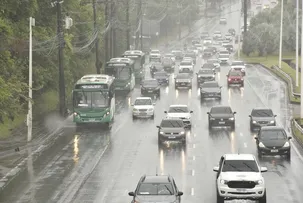 SALVADOR TERÁ MUDANÇA NO TEMPO COM PREVISÃO DE CHUVA E TROVOADAS NOS PRÓXIMOS DIAS