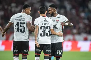 ‘ESTAMOS VIVÍSSIMOS PARA O SEGUNDO JOGO’, DECLARA GOLEIRO DO VITÓRIA APÓS DERROTA NA COPA DO BRASIL