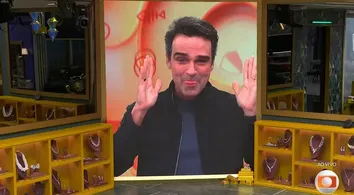 TADEU SCHMIDT QUEBRA PROTOCOLO E COMPARTILHA LUTO COM ANA PAULA NO BBB 26