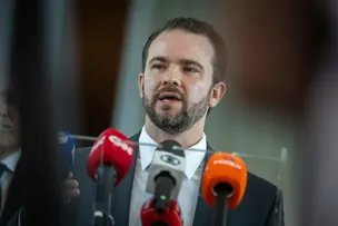 GOVERNO LULA PREPARA PLANO PARA RENEGOCIAR DÍVIDAS DOS BRASILEIROS