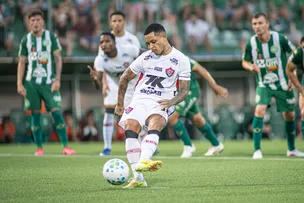 VITÓRIA ARRANCA EMPATE HEROICO CONTRA A CHAPECOENSE PELO BRASILEIRÃO