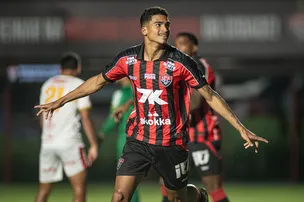 ESPORTE CLUBE VITÓRIA SOBRA EM CAMPO E VENCE A SOCIEDADE DESPORTIVA JUAZEIRENSE POR 4X1 PELA COPA DO NORDESTE