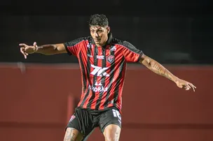 TEMOS QUE DAR UMA RESPOSTA, DIZ ZÉ VITOR APÓS DERROTA DO VITÓRIA PARA O CRUZEIRO