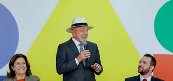 LULA AFIRMA QUE NOVA PRESIDENTE DO INSS PROMETEU ZERAR FILA DE BENEFÍCIOS ATÉ SETEMBRO