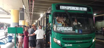 SEMOB ACIONA OPERAÇÃO EMERGENCIAL APÓS ÔNIBUS NÃO SAÍREM DAS GARAGENS EM SALVADOR