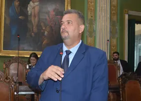 VEREADOR DE SALVADOR ANUNCIA PRÉ-CANDIDATURA A DEPUTADO ESTADUAL E SE AFASTA DA CÂMARA