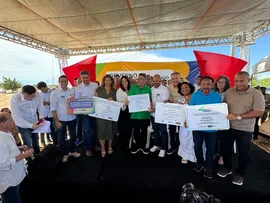 GOVERNO DA BAHIA AMPLIA SERVIÇOS E INFRAESTRUTURA COM PACOTE DE ENTREGAS EM REMANSO