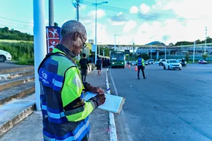 SEMOB REFORÇA FISCALIZAÇÃO E SEGURANÇA NOS ÔNIBUS DE SALVADOR DURANTE MAIO AMARELO