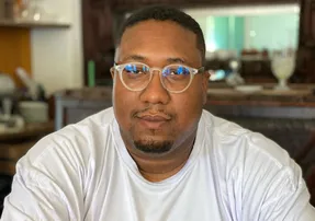 ZUMVÍ CONCORRE AO PRÊMIO SIM À IGUALDADE RACIAL 2026 NA CATEGORIA ARTE EM MOVIMENTO