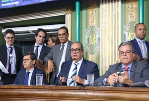 CARLOS MUNIZ ESTABELECE O CRONOGRAMA DE VOTAÇÃO ANTES DO RECESSO DE MEIO DE ANO