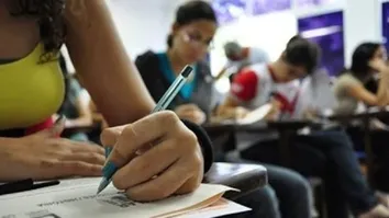 PREFEITURA ABRE INSCRIÇÕES PARA CONCURSO COM 955 VAGAS A PARTIR DO ENSINO MÉDIO E SALÁRIOS DE R$ 8,8 MIL