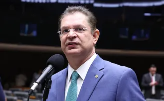 DEFENDIDA POR BOLSONARISTAS, ESCALA 4X3 É REJEITADA PELO CENTRÃO