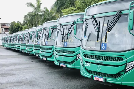 SALVADOR AMANHECE SEM ÔNIBUS NESTA SEXTA DEVIDO A GREVE GERAL DOS RODOVIÁRIOS