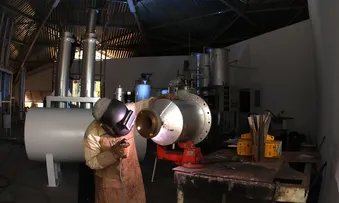 INDÚSTRIA CRESCE 0,7% EM ABRIL, QUARTO MÊS SEGUIDO DE AVANÇO