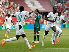 SENEGAL GOLEIA IRAQUE POR 5 A 0 E SEGUE VIVO NA BRIGA POR VAGA NA COPA