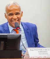 ISIDÓRIO PARABENIZA CÂMARA MUNICIPAL DE SP POR APROVAR PROJETO IDÊNTICO AO DE SUA AUTORIA