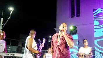 VIOLA DE DOZE LEVA O MELHOR DO SAMBA AO PELOURINHO EM SHOW ESPECIAL NO SÃO JOÃO