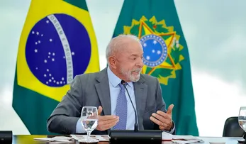LULA DEVE PEDIR APOIO DE EMPRESÁRIOS PARA TENTAR BARRAR TARIFAÇO DOS EUA