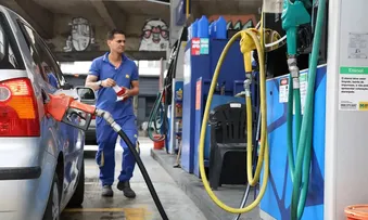 PROPOSTA DE LULA PODE DEIXAR GASOLINA MAIS BARATA; ENTENDA