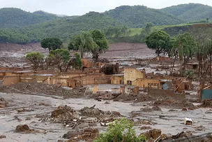 COMISSÃO PROMOVE AUDIÊNCIA PÚBLICA SOBRE IMPACTOS DO ROPIMENTO DA BARRAGEM DE FUNDÃO