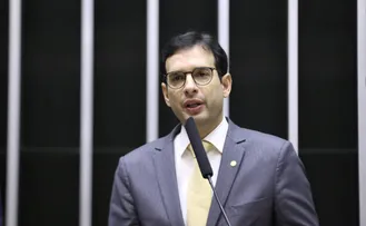 LEO PRATES SERÁ RELATOR DE PROJETO QUE PREVÊ O FIM DA ESCALA 6X1