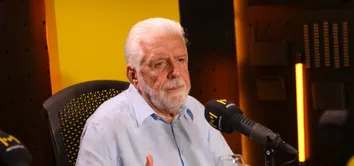 ÀS VÉSPERAS DO TARIFAÇO DE TRUMP, WAGNER DIZ QUE FLÁVIO BOLSONARO QUER SER FUNCIONÁRIO DO GOVERNO AMERICANO
