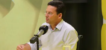 JOÃO ROMA CRITICA AFUNDAMENTO NA BR-324