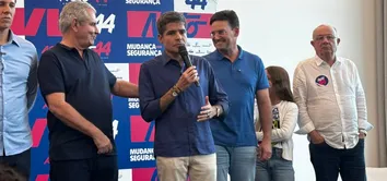 ACM NETO OFICIALIZA CANDIDATURA E CRITICA GESTÃO DE JERÔNIMO
