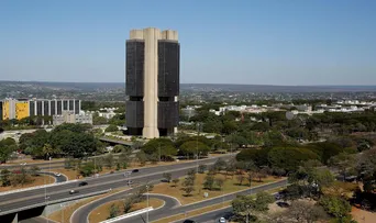 BOLETIM FOCUS REDUZ PROJEÇÃO DE INFLAÇÃO PARA 2026