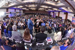 DEPUTADOS TROCAM FARPAS APÓS ENCONTRO DE ACM NETO COM VEREADORES