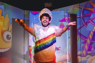 ESPETÁCULO SOBRE DIVERSIDADE QUE MISTURA HUMOR, MÚSICA E RECURSOS VISUAIS VOLTA EM CARTAZ
