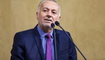 DEPUTADO COBRA POSIÇÃO DE ACM NETO SOBRE PEDIDO DE FLÁVIO BOLSONARO AOS EUA