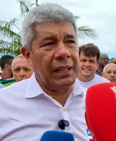 JERÔNIMO CRITICA TRUMP E FLÁVIO BOLSONARO POR TARIFAÇO