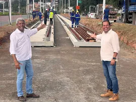 VICE GOVERNADOR VISITA OBRAS DO VLT EM SALVADOR
