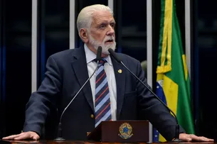 WAGNER REAGE A TARIFAÇO DOS EUA: "O PIX REVOLTOU OS AMERICANOS, MAS BRASIL NÃO VAI PEDIR ARREGO”